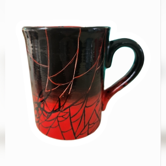 Black widdow ceramic mug - Picture 2 of 5